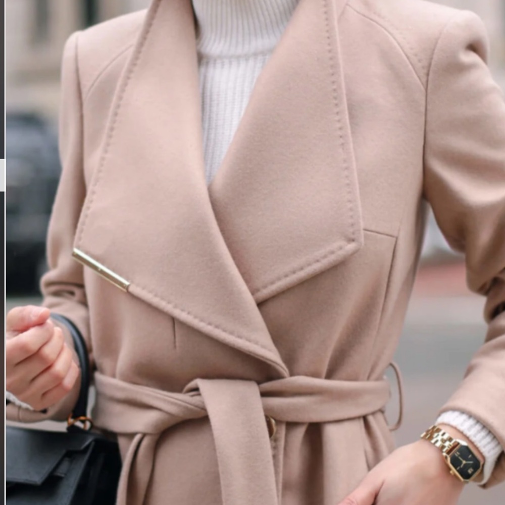Elegant Women's Tan Coat